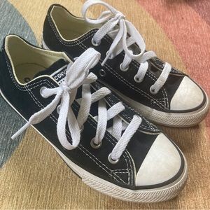 Converse Kids 12.5 Chuck Taylors
